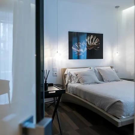 Otel Hotiday Collection - Wallure