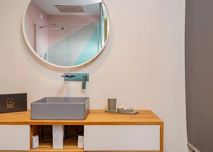 Hotiday Wallure Szálloda 4*